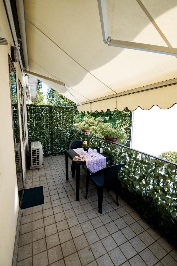 Appartamento Con Parcheggio Gratuito 15Min Da Venezia Mestre Bagian luar foto