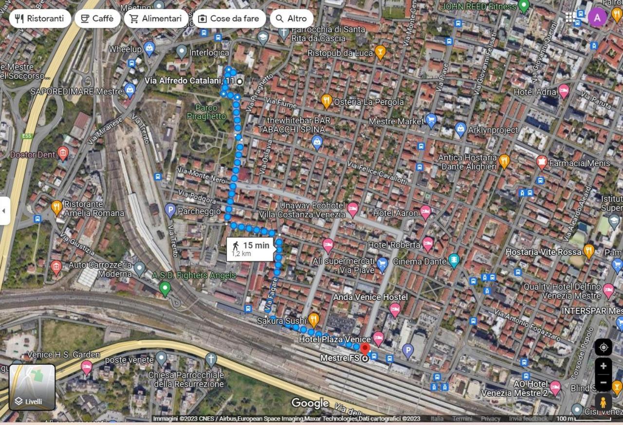Appartamento Con Parcheggio Gratuito 15Min Da Venezia Mestre Bagian luar foto